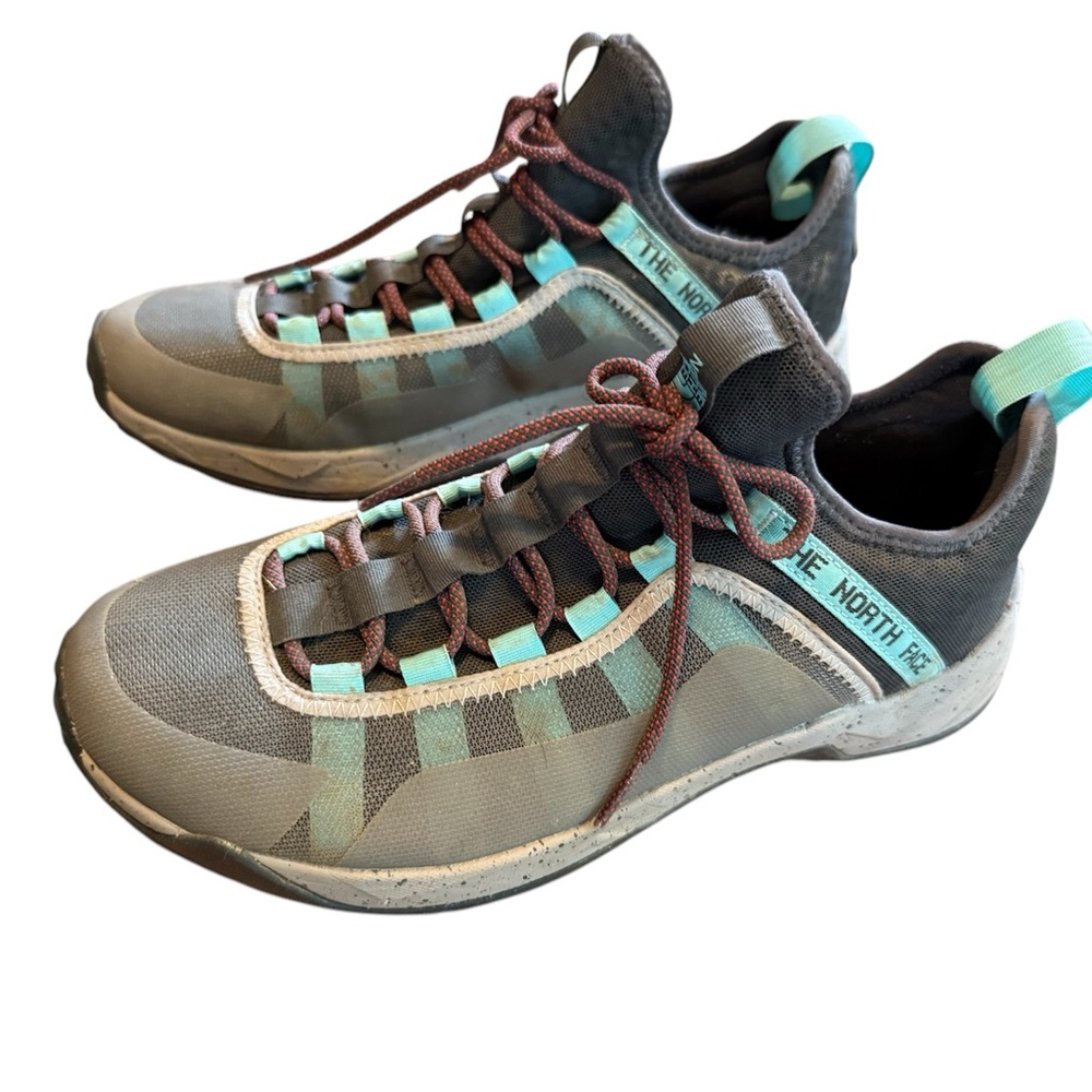 The North Face Gray Trail Runners Women’s 9
